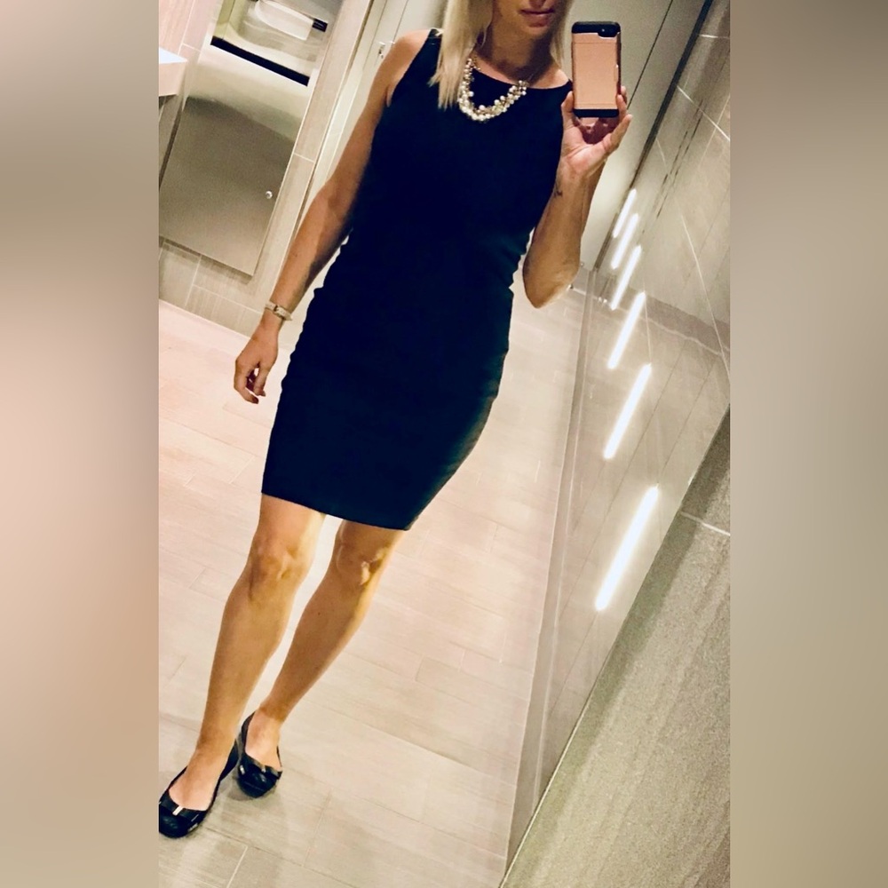 RW&CO. Elegant Black Midi Dress - stretchy
